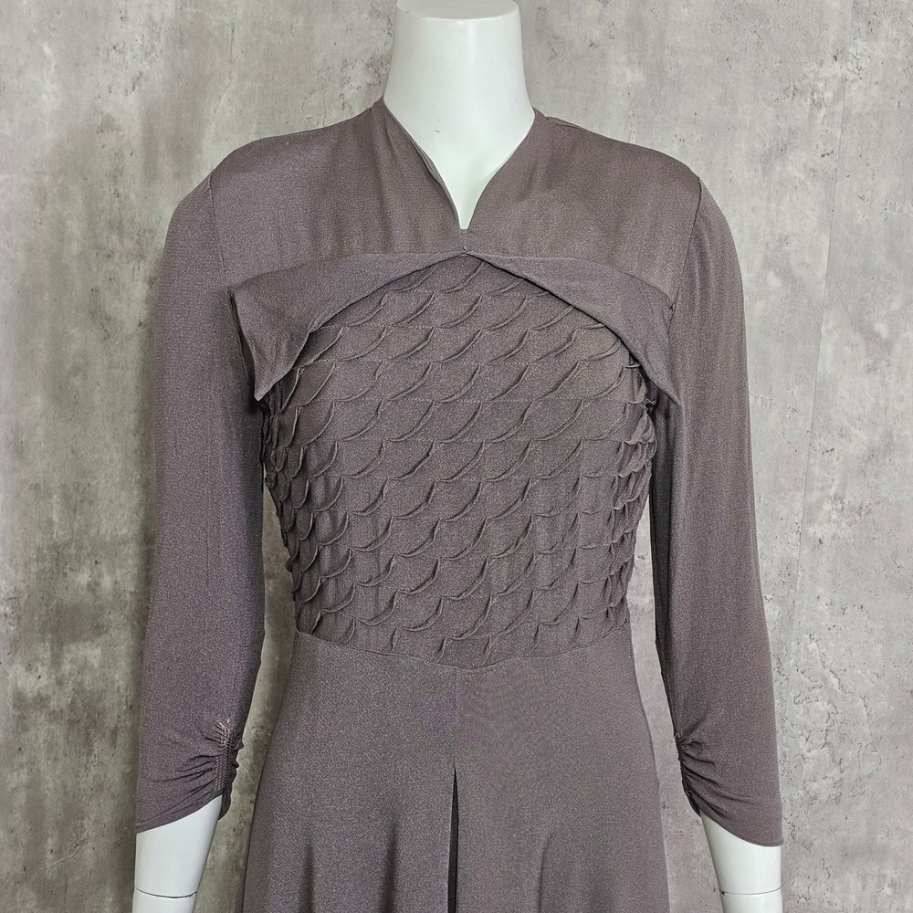 Vintage 40s Brown Rayon Crepe Scalloped Bodice Dress Metal Zipper M Noir Glam - Picture 2 of 11